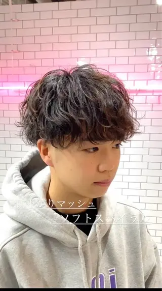 ショート パーマ メンズ 心斎橋メンズパーマ/ シャドウ/山下拓実のヘアスタイル