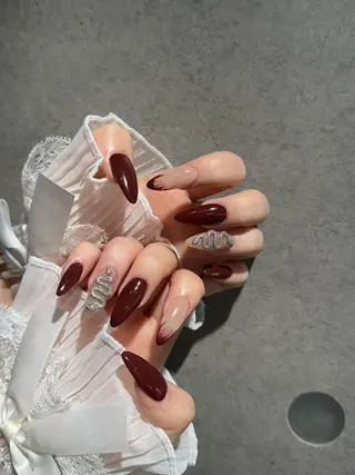 ネイル I-nailロング /ワンホン/キラキラのネイルデザイン