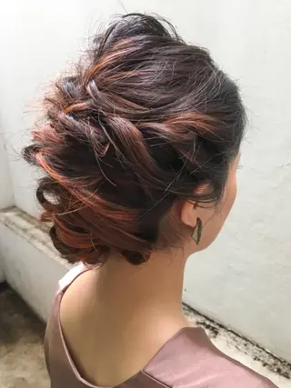 ヘアアレンジ nuu所属・💜ショート💜 ウルフ、ボブ二色亜美のヘアスタイル