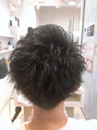 ショート パーマ メンズ 髪質改善× ハイライト溝江のヘアスタイル