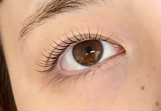 マツエク・マツパ 0’s【エンズ】所属・0’s【エンズ】知立 山口の眉毛・アイブロウイメージ