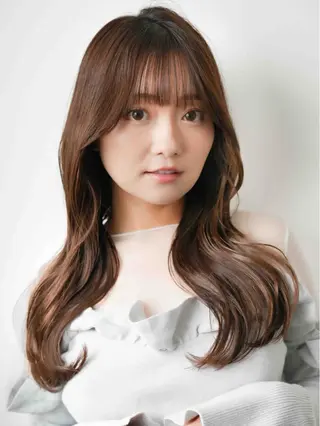 ロング 💎髪質改善💎艶髪 💎ブリーチ💎津村のヘアスタイル