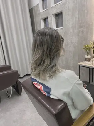 セミロング カラー 1席のみの 美容室IKKIのヘアスタイル