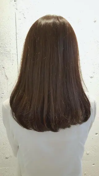 セミロング あらき ちさとのヘアスタイル