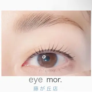 マツエク・マツパ eye mor.所属・小塚 日菜子のマツエク・マツパデザイン
