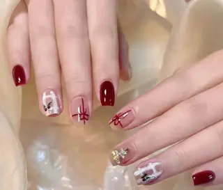 ネイル 高木 維麗絲のネイルデザイン