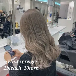 セミロング 🌿透明感赤み消し Keishin🌿のヘアスタイル