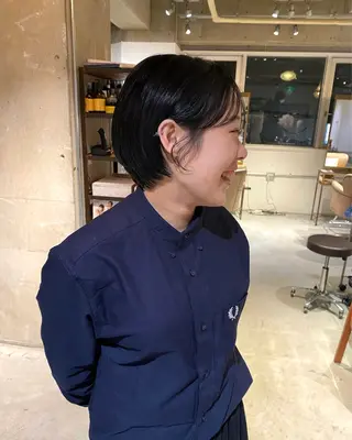 カラー 小雪 /ショート/ボブのヘアスタイル