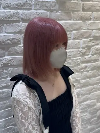 ミディアム ハイトーンカラー 髪質改善カラーノトのヘアスタイル