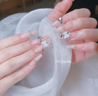 ネイル MQueen ネイルサロンマルのネイルデザイン