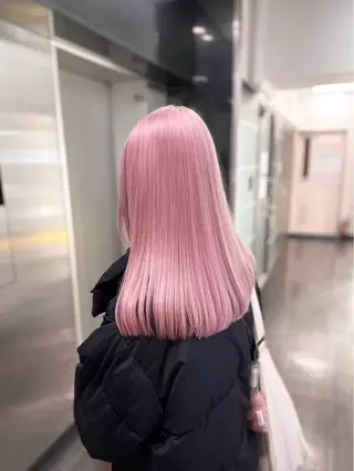 カラー 透明感ハイトーン/ ベージュ/りくとのヘアスタイル