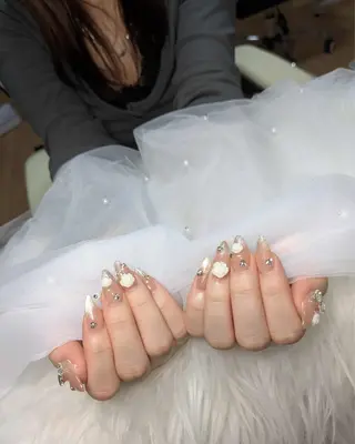 ネイル Queen Nail 柏店　クイーンネイルのネイルデザイン