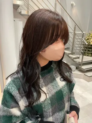 ロング カラー エマ ピボット 中川店所属・富原崇太/切りっぱな しボブ/透明感カラーのヘアスタイル
