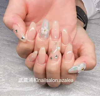 ネイル R inのネイルデザイン