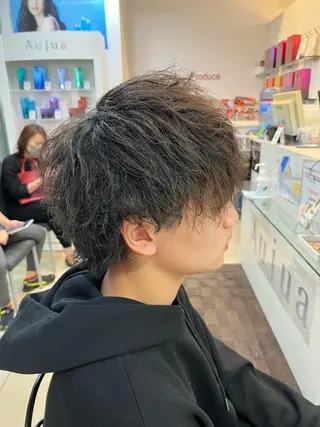 ミディアム パーマ メンズ 韓国風メンズ/毛流れ ヘアなら須田龍世のヘアスタイル