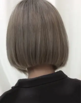 ショート カラー ヘアアレンジ au美容室所属・au栄矢場町 水素髪質改善Tのヘアスタイル