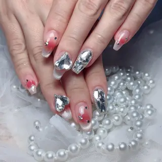 ネイル Maggie Nail🦩のネイルデザイン