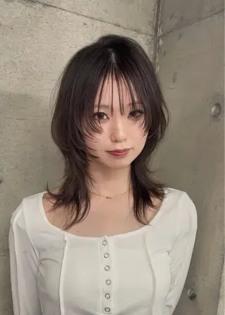 ミディアム romp恵比寿所属・レイヤーカット 【瑠己】のヘアスタイル