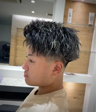 ショート カラー パーマ 【再現性120%】 🔥龍也リュウヤ🔥のヘアスタイル