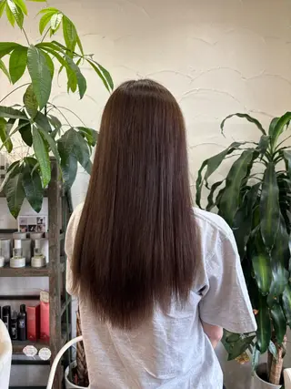 ロング カラー 倉澤 愛理のヘアスタイル