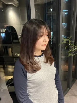 セミロング カラー パーマ 👒oikawa kaede🍃のヘアスタイル