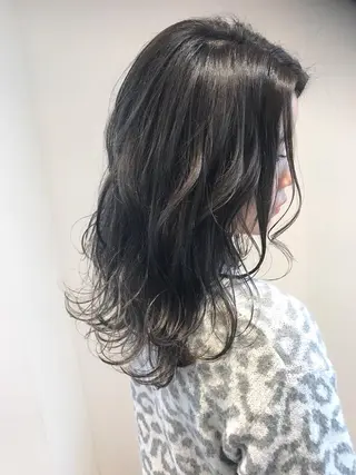ミディアム カラー ディレクター ノナカのヘアスタイル