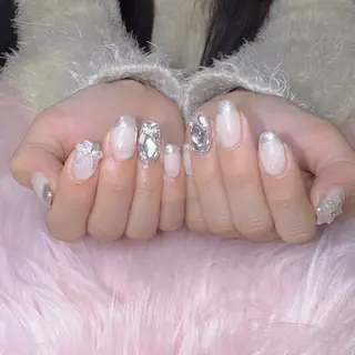 ネイル RIEKO🍒 ワンホン♡推しネイルのネイルデザイン