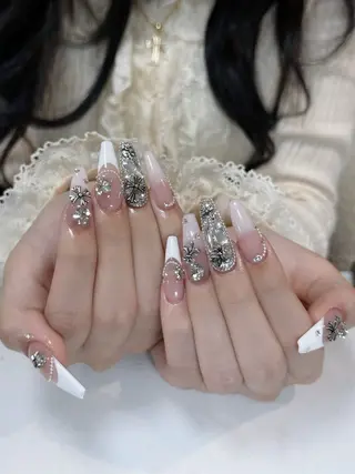 ネイル Julli NailStudioのネイルデザイン