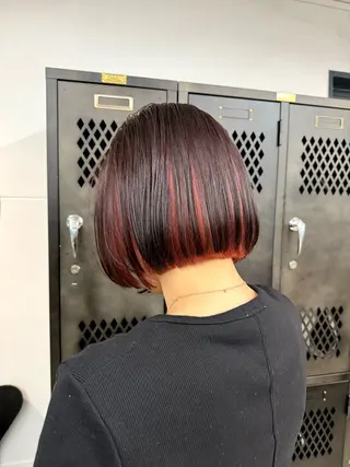 ミディアム INORI /フェイスレイヤーのヘアスタイル