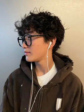 ショート パーマ メンズ 吉田一輝 外国人パーマのヘアスタイル