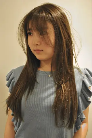 カラー beige/ 海碧のヘアスタイル