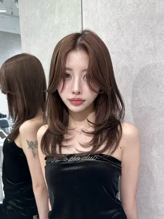 セミロング カラー RIN🩶レイヤー /ハッシュカットのヘアスタイル