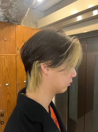 メンズ メンズ職人/センター パート/富沢真斗のヘアスタイル