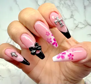 ネイル M.N_ nailのネイルデザイン