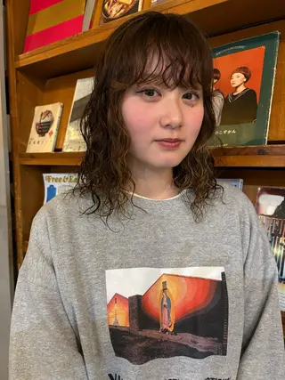 ミディアム パーマ 無料カット/ 癖毛風パーマ/凜のヘアスタイル