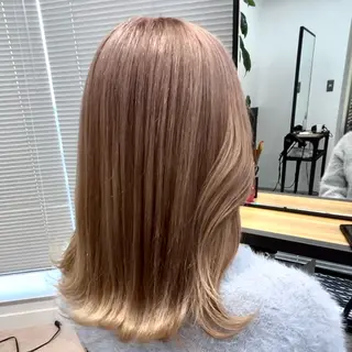 セミロング カラー ヘアアレンジ 🎀オタク美容師艶髪 カラーERINA🎀のヘアスタイル