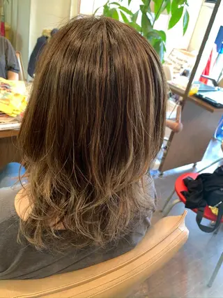 ミディアム coupe ciseauxのヘアスタイル