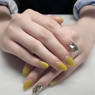 ネイル KARI ネイルサロンのネイルデザイン