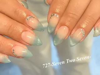 ネイル 727 nailのネイルデザイン