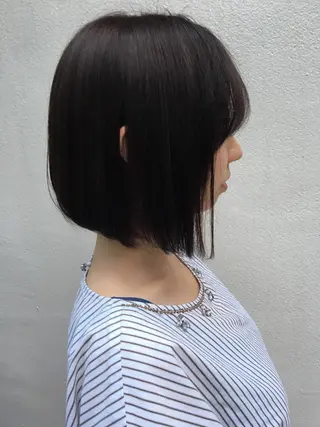 ショート カラー THE DAY所属・AKI HASHIMOTOのヘアスタイル