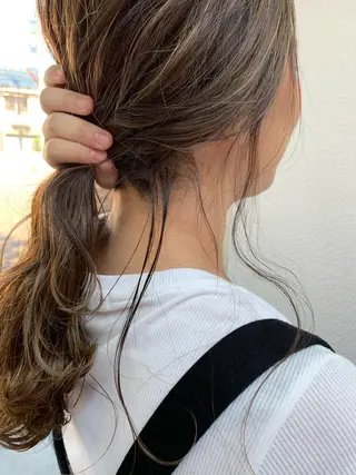 セミロング カラー 中山 響希のヘアスタイル