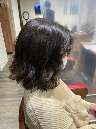 ミディアム カラー カマチョ タイスのヘアスタイル