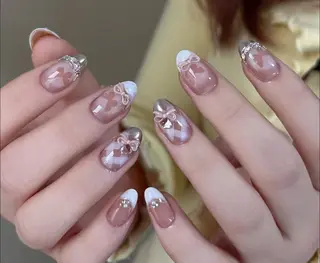 ネイル エリ🫧 nail池袋東口のネイルデザイン