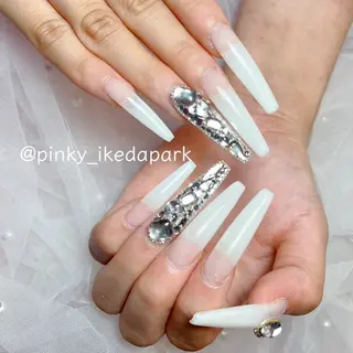 ネイル PINKY nail所属・ピンキー 池田公園店のネイルデザイン