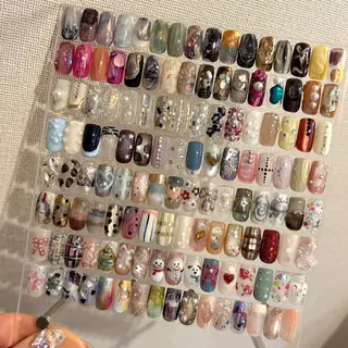 ネイル amuse 手書きニュアンスのネイルデザイン