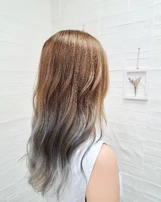 ロング カラー 💜𝑳𝑼𝑵𝑨 🌻母良田愛美🌻のヘアスタイル