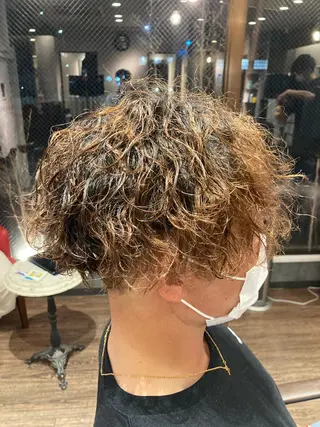 ショート パーマ 橋本 和弥のヘアスタイル