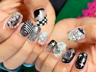 ネイル Nail Atelier IamI所属・アイアムアイ 大村磨衣のネイルデザイン