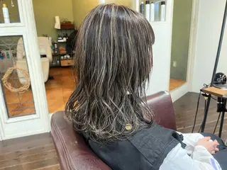 カラー パ ルのヘアスタイル