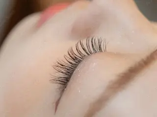 マツエク・マツパ favori 名古屋 林のマツエク・マツパデザイン